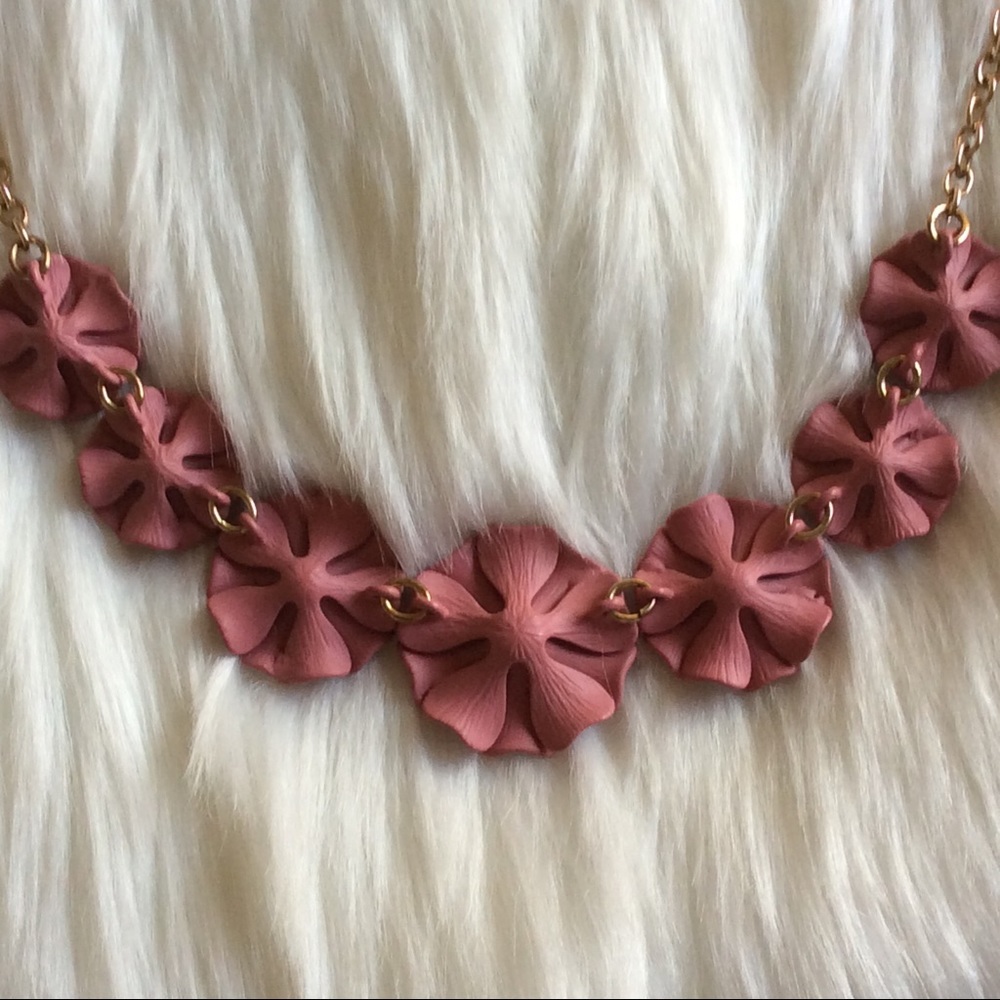 Necklace - Picture 4 of 4
